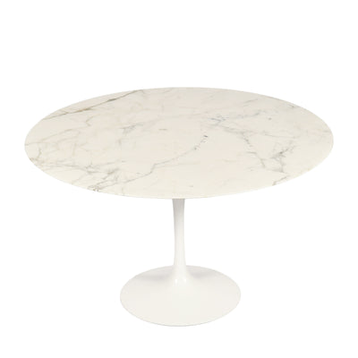 Saarinen Pedestal Dining Table - Round